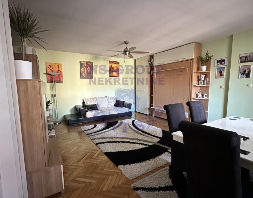 Glavna slika -Trosoban stan na prodaju, 92m2, 211.150€