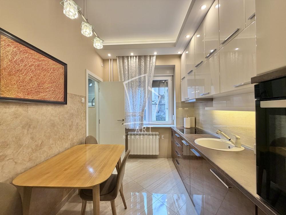 Slika 5 - Bulevar Despota Stefana, Trosoban stan za izdavanje, 69m2, 950€