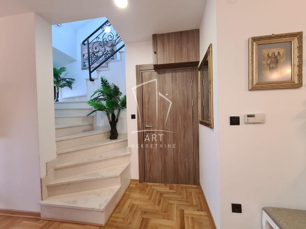 Slika 5 - Borisavljevićeva, Petosoban stan za izdavanje, 77m2, 1.400€