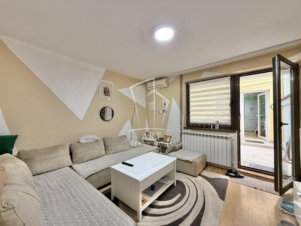 Slika 1 - Omladinsko šetalište, Četvorosoban stan na prodaju, 105m2, 219.900€