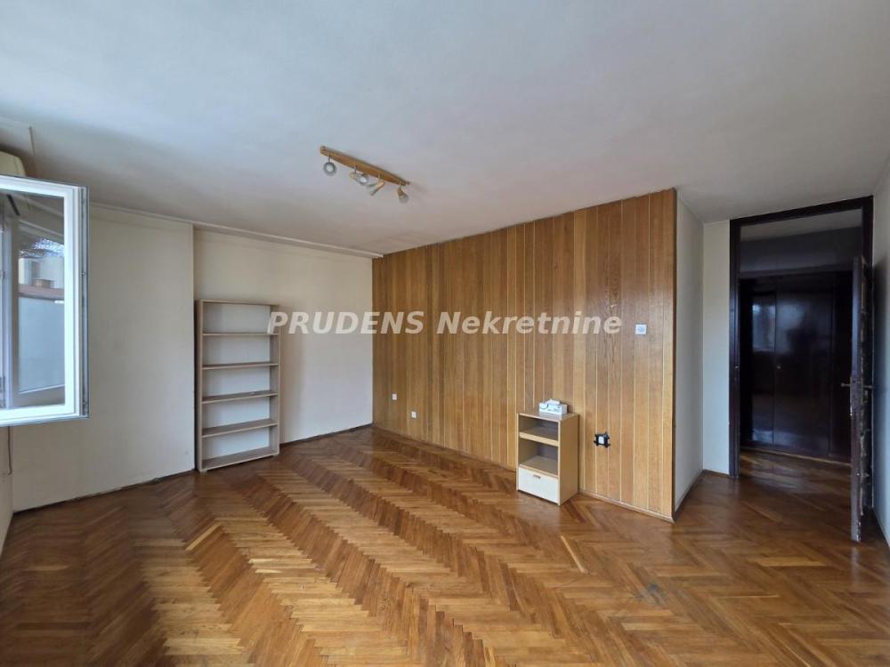Slika 3 - Porečka, Četvorosoban stan na prodaju, 114m2, 350.000€