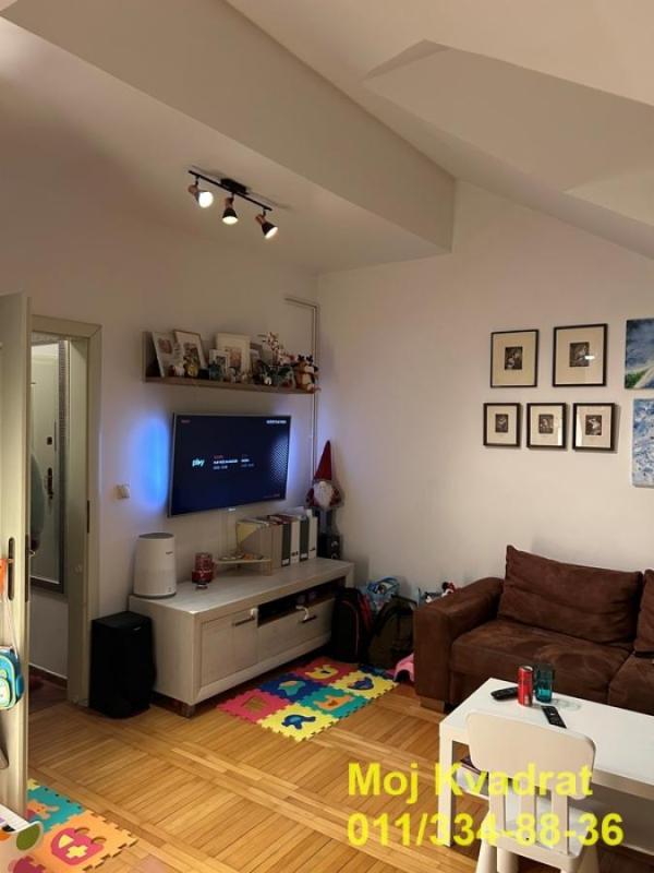 Slika 1 - Dvosoban stan za izdavanje, 52m2, 350€