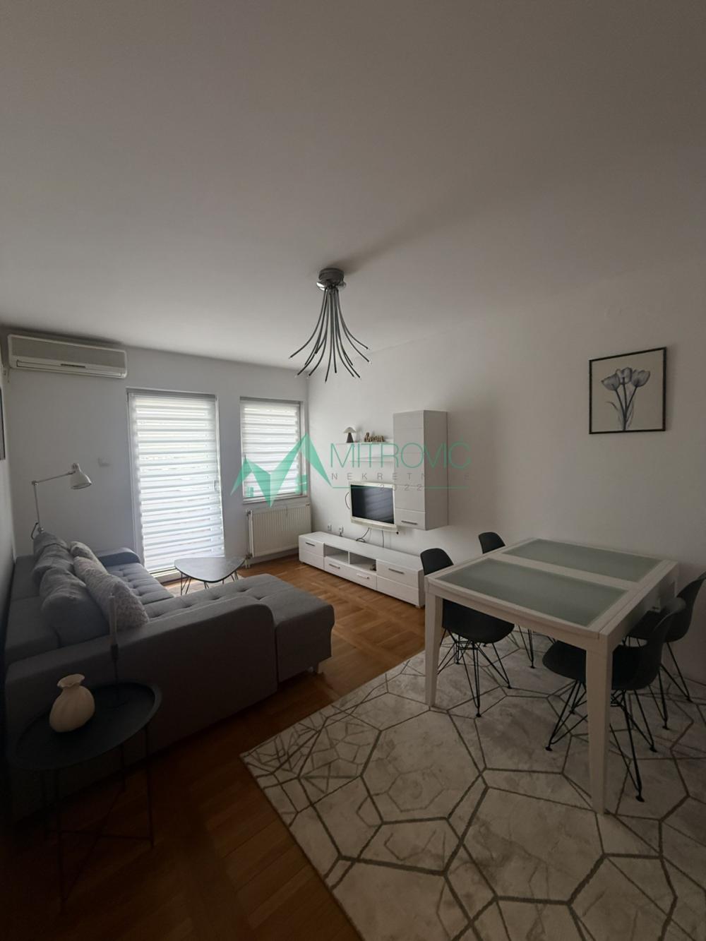 Slika 1 - Dvosoban stan za izdavanje, 48m2, 400€