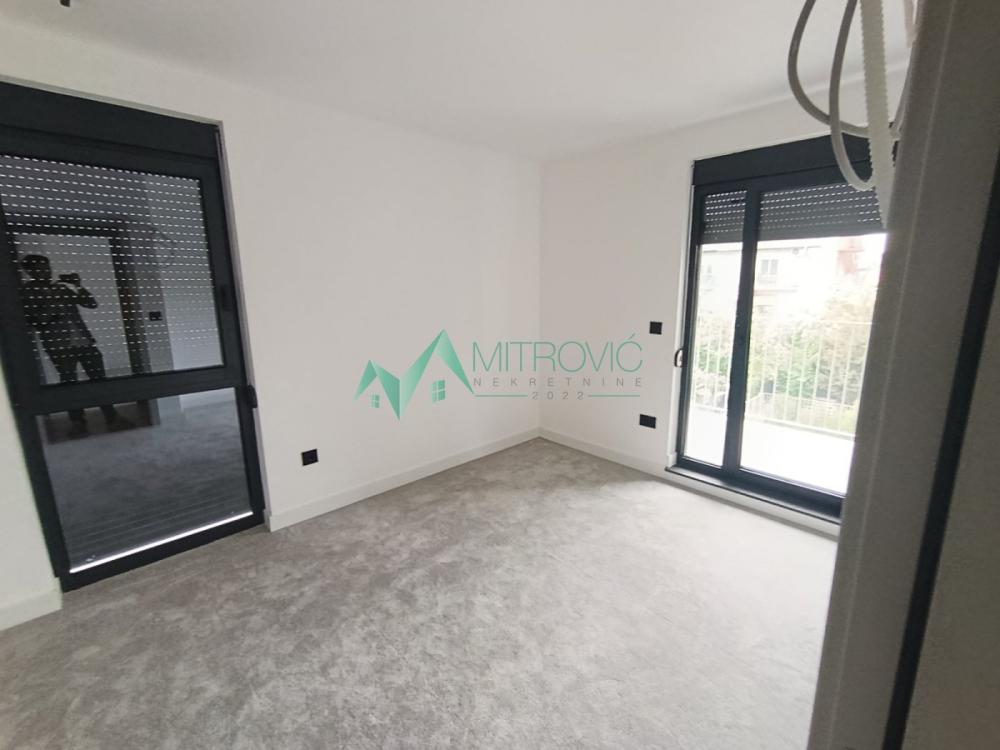 Slika 5 - Petosoban stan na prodaju, 205m2, 519.120€