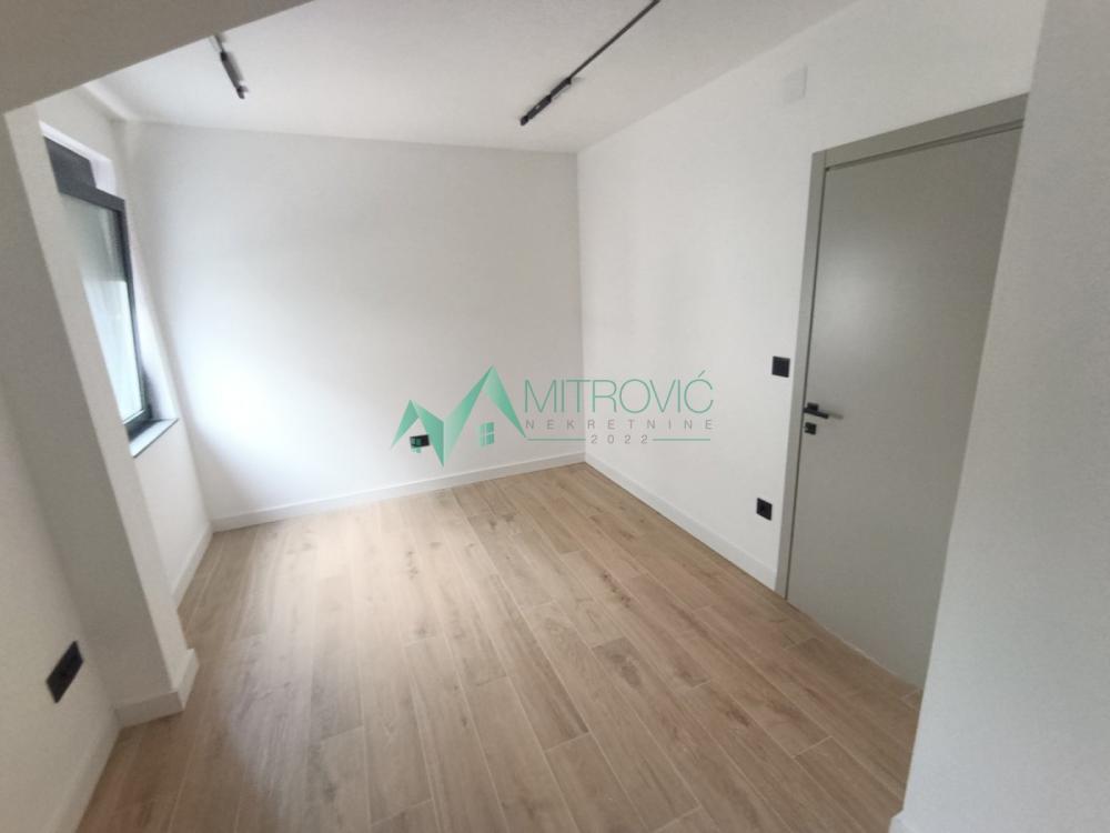 Slika 6 - Petosoban stan na prodaju, 201m2, 482.040€