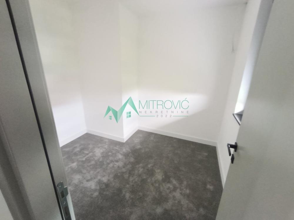 Slika 7 - Petosoban stan na prodaju, 201m2, 482.040€