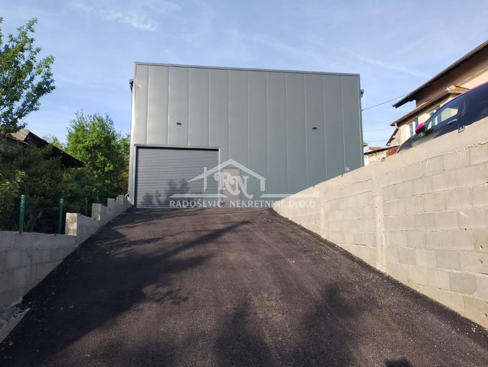 Slika 2 - 13. oktobra,  Lokal za izdavanje, 192m2, 1.500€