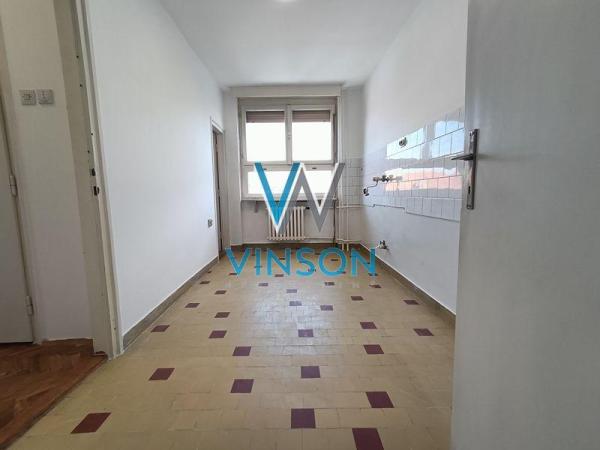 Slika 4 - Bulevar oslobođenja,  Lokal za izdavanje, 64m2, 400€