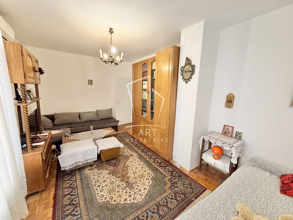 Slika 1 - Vojvode Brane, Jednosoban stan za izdavanje, 36m2, 500€