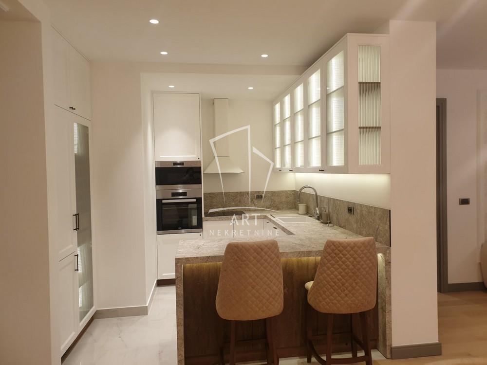 Slika 3 - Resavska, Dvosoban stan za izdavanje, 104m2, 2.000€