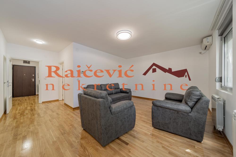 Slika 1 - Jove ilica,  Lokal za izdavanje, 117m2, 1.200€