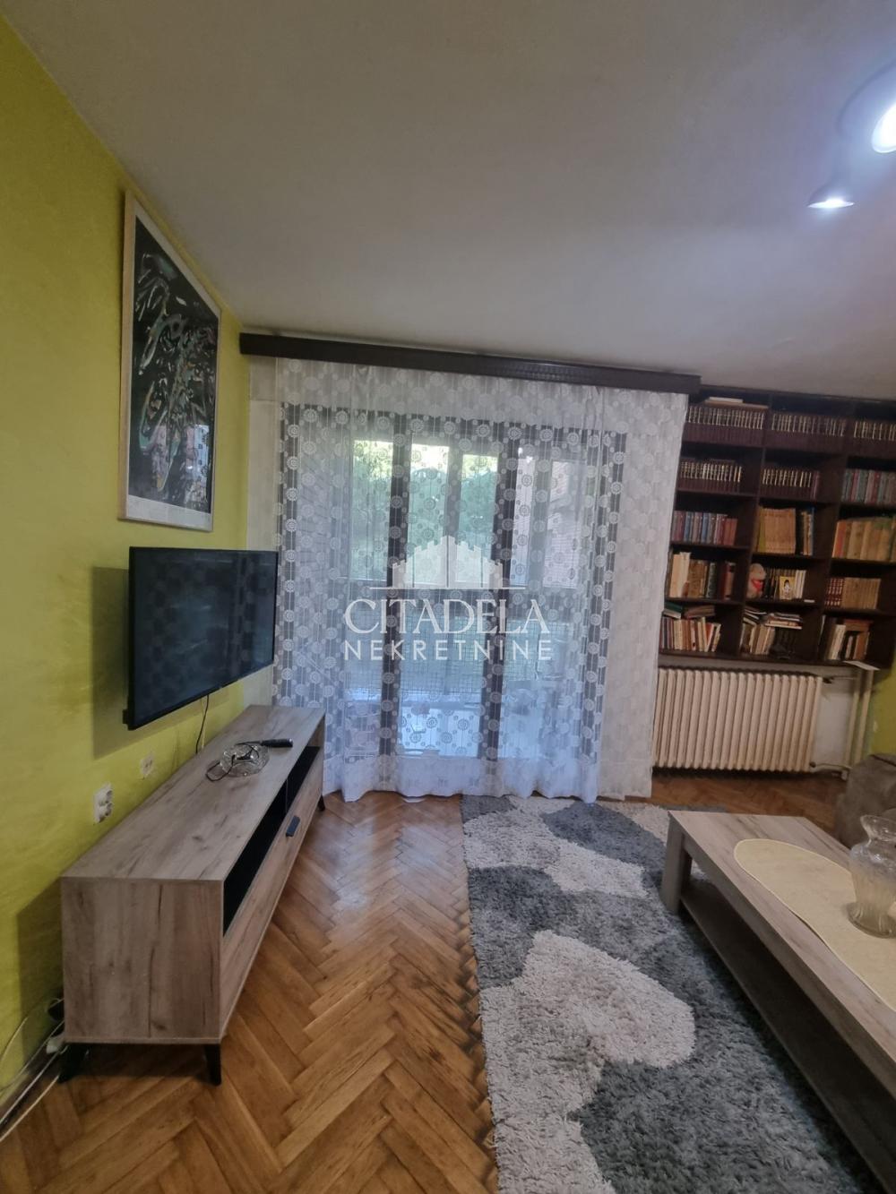 Slika 1 - Nikolaja Gogolja, Dvoiposoban stan na prodaju, 72m2, 210.000€