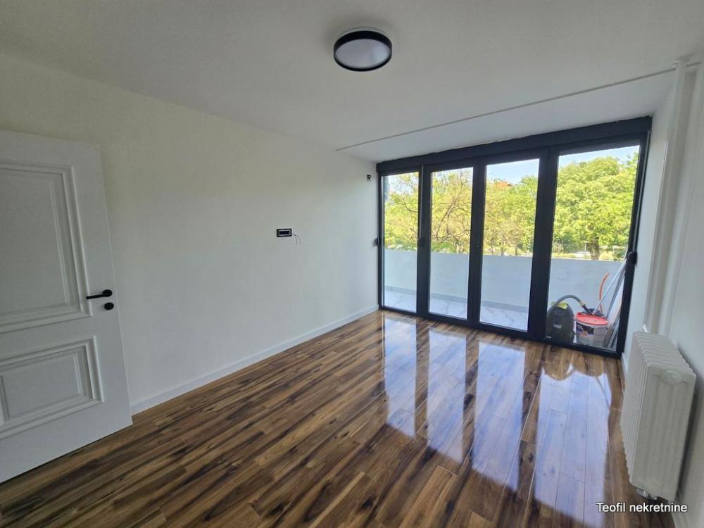 Slika 6 - Bulevar Arsenija Čarnojevića, Trosoban stan na prodaju, 80m2, 278.900€