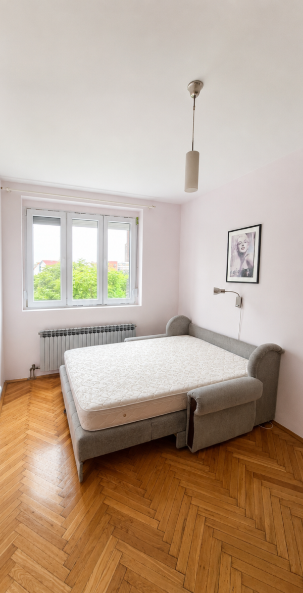 Slika 3 - Obrenoviceva , Dvosoban stan za izdavanje, 54m2, 350€