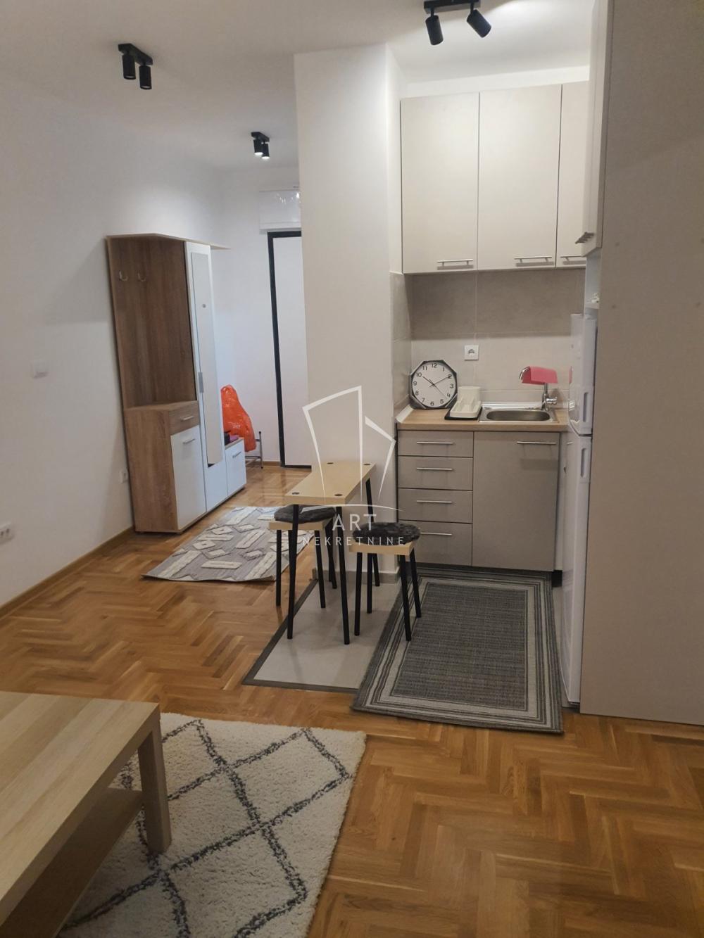 Slika 6 - Radomira Markovića, Dvosoban stan za izdavanje, 37m2, 500€