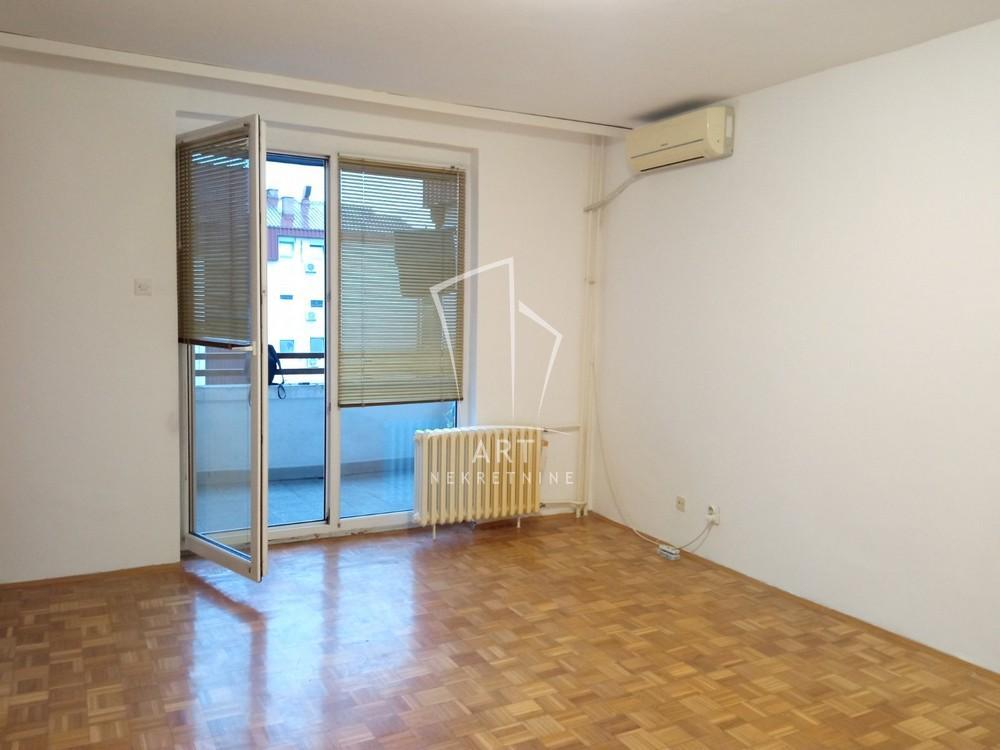 Glavna slika -Dr Ivana Ribara, Jednosoban stan za izdavanje, 45m2, 400€