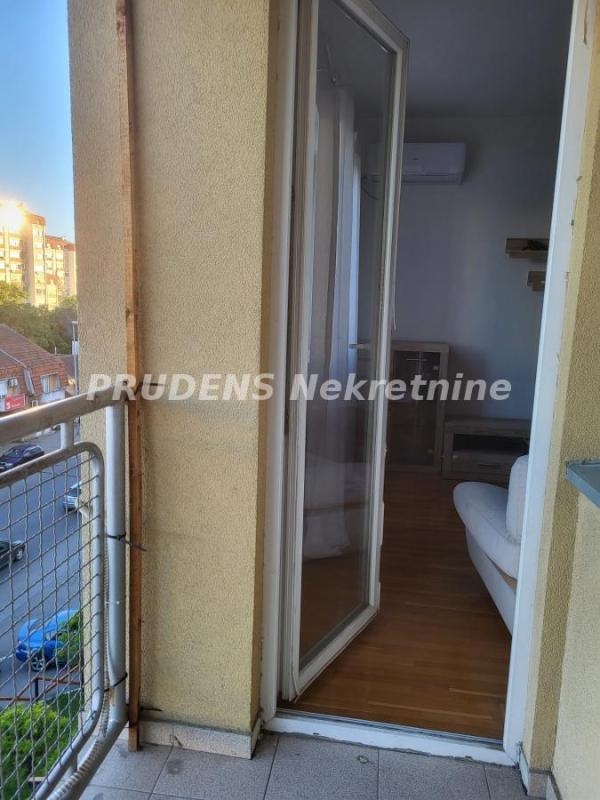 Slika 11 - Kneza Višeslava, Dvosoban stan za izdavanje, 50m2, 400€