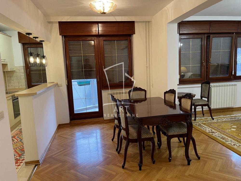 Slika 3 - Vojvode Bogdana, Četvorosoban stan za izdavanje, 101m2, 1.000€
