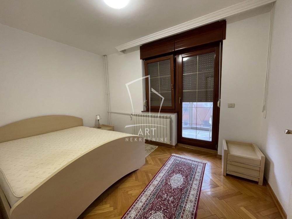 Slika 7 - Vojvode Bogdana, Četvorosoban stan za izdavanje, 101m2, 1.000€