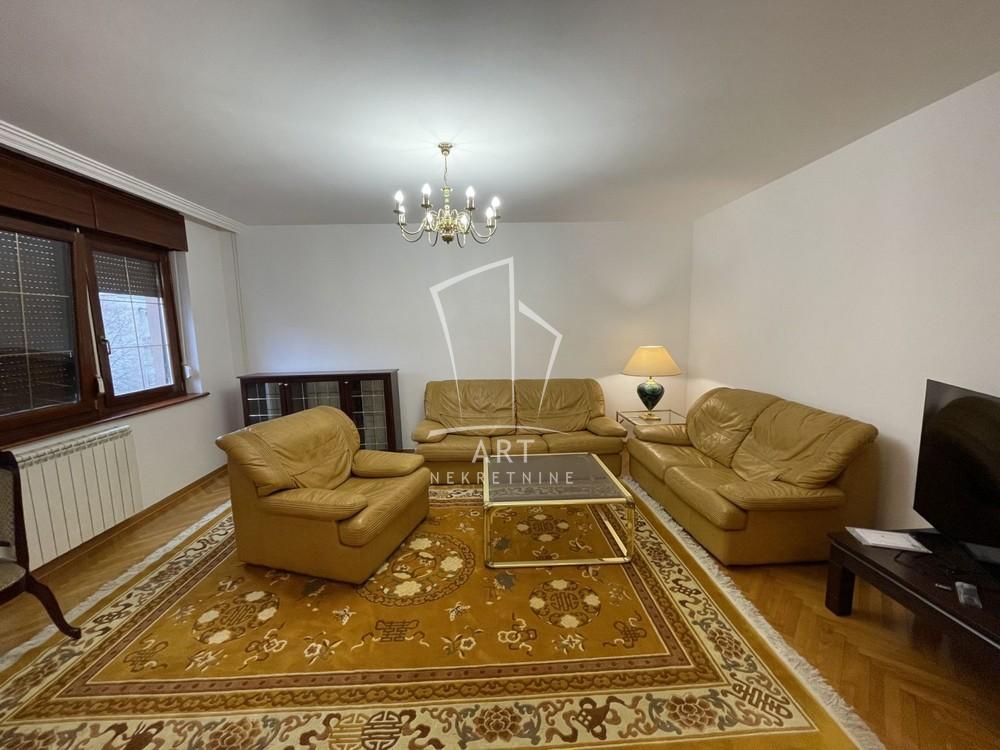 Glavna slika -Vojvode Bogdana, Četvorosoban stan za izdavanje, 101m2, 1.000€