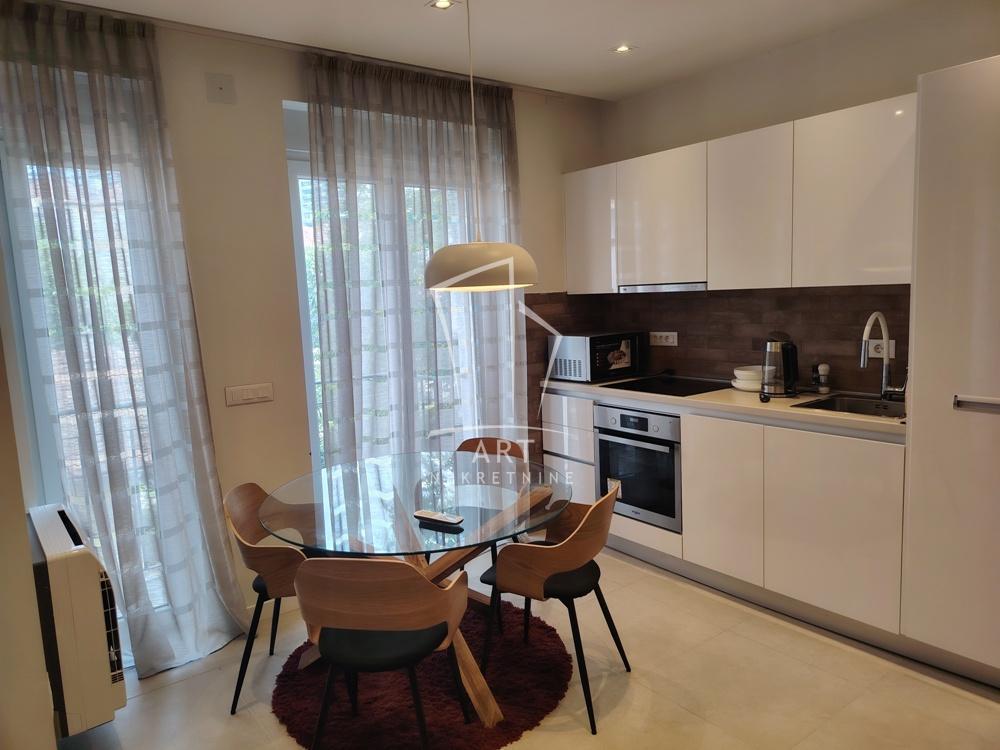 Glavna slika -22. oktobra, Dvosoban stan za izdavanje, 52m2, 750€