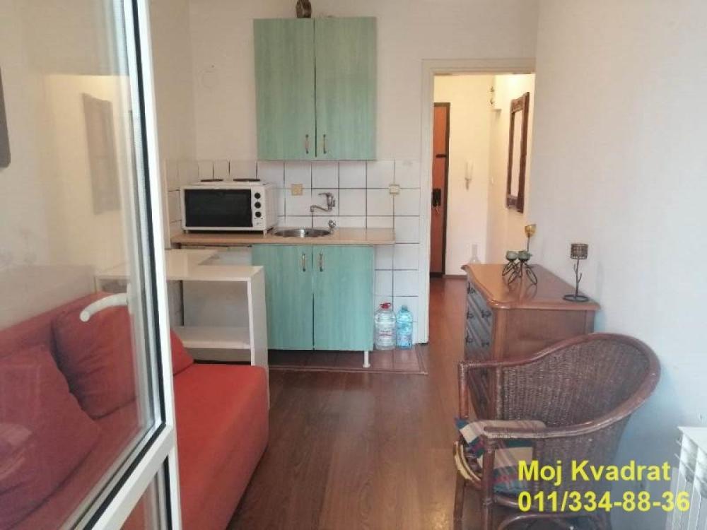 Glavna slika -Jednosoban stan za izdavanje, 20m2, 300€