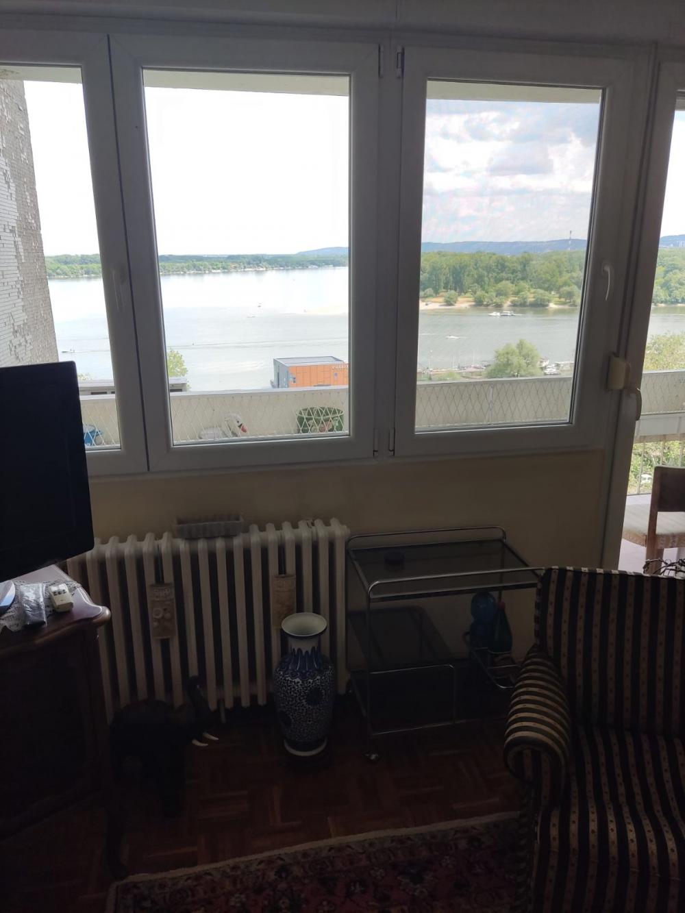 Slika 2 - Kej Oslobođenja, Trosoban stan za izdavanje, 83m2, 800€