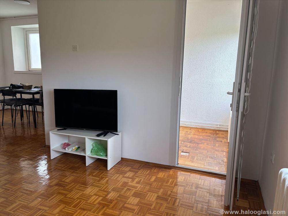 Slika 2 - Bulevar oslobođenja, Jednosoban stan za izdavanje, 43m2, 500€