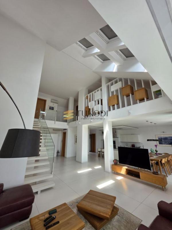 Glavna slika - Stan na prodaju, 352m2, 1.420.000€