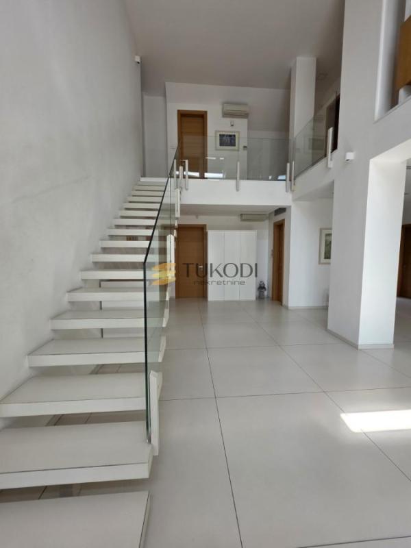 Slika 11 -  Stan na prodaju, 352m2, 1.420.000€