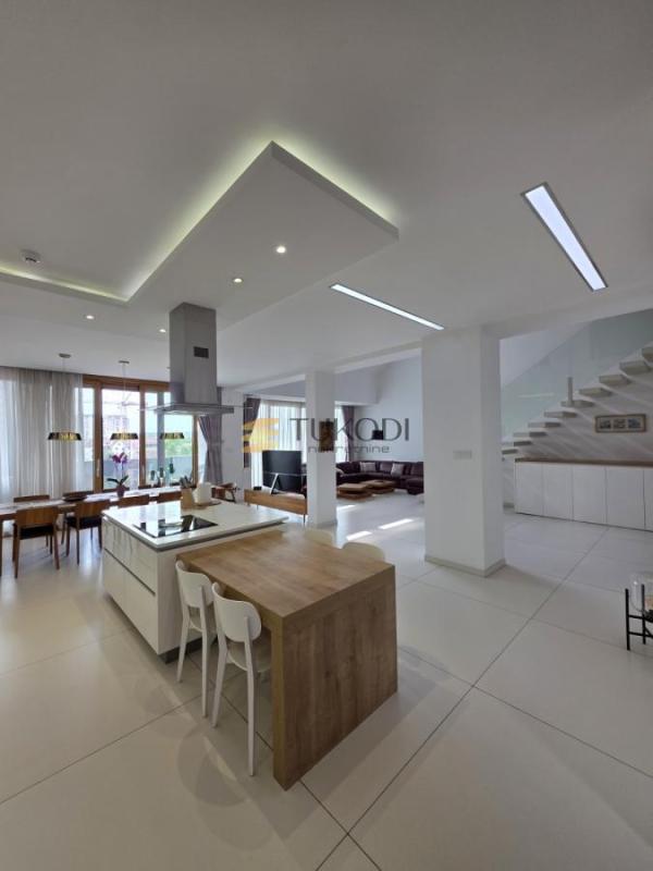 Slika 6 -  Stan na prodaju, 352m2, 1.420.000€