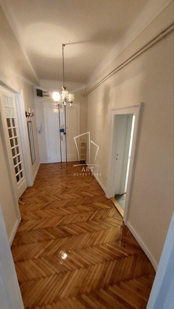 Slika 11 - Bulevar Kralja Aleksandra, Troiposoban stan za izdavanje, 96m2, 1.400€