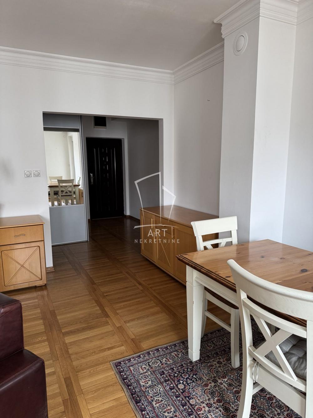 Slika 6 - Vojvode Šupljikca, Trosoban stan za izdavanje, 84m2, 1.100€