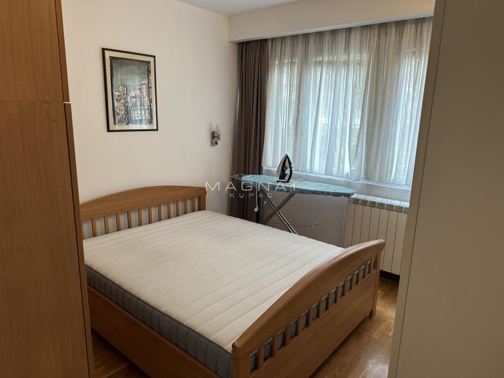 Slika 2 - Bulevar Nikole Tesle, Dvoiposoban stan za izdavanje, 60m2, 800€