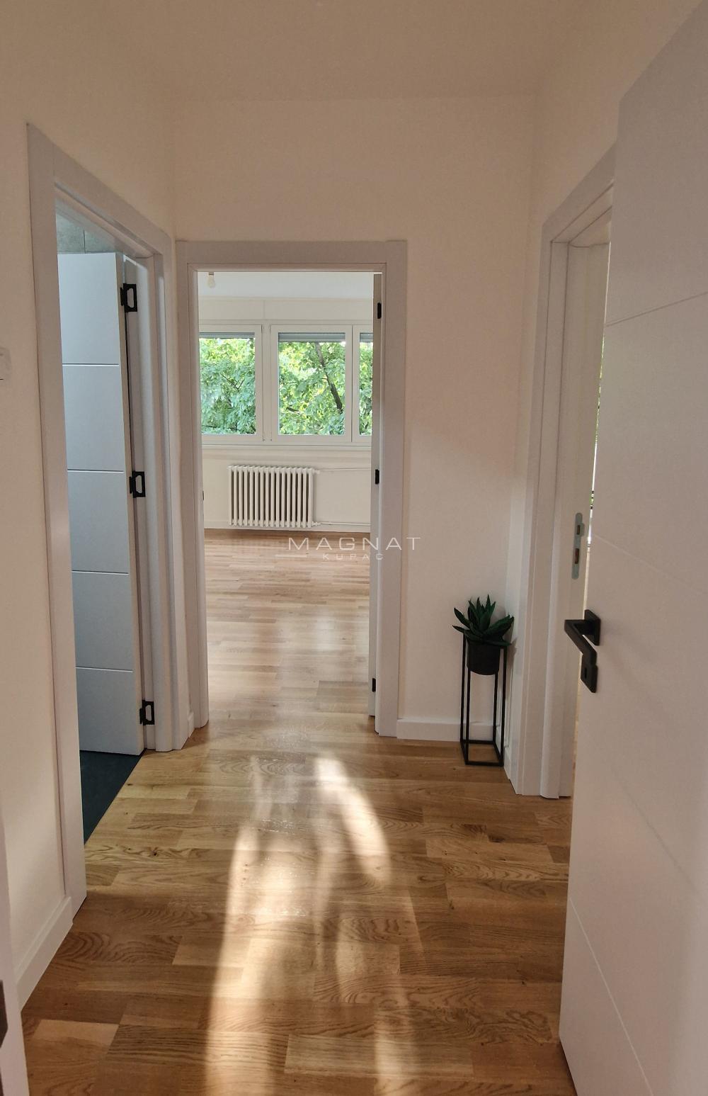 Slika 3 - Sava Burića, Trosoban stan na prodaju, 58m2, 205.000€