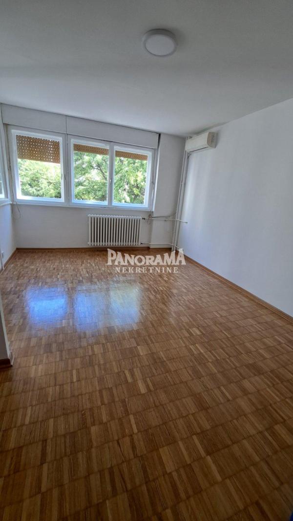 Slika 2 - Luke Vojvodića, Jednosoban stan za izdavanje, 41m2, 350€