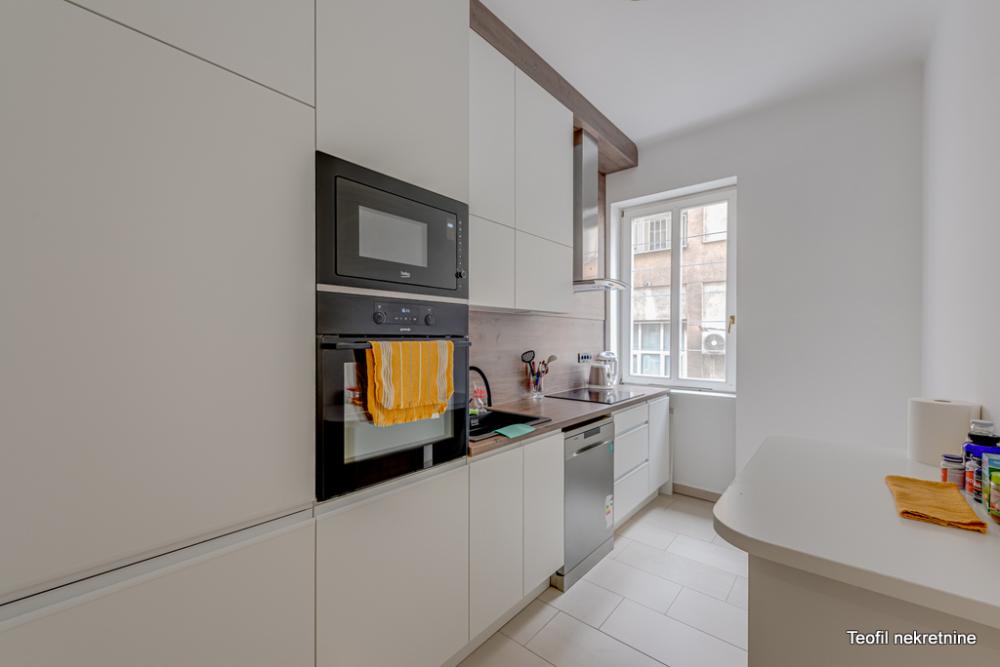 Slika 9 - Vase Čarapića, Trosoban stan za izdavanje, 82m2, 1.200€