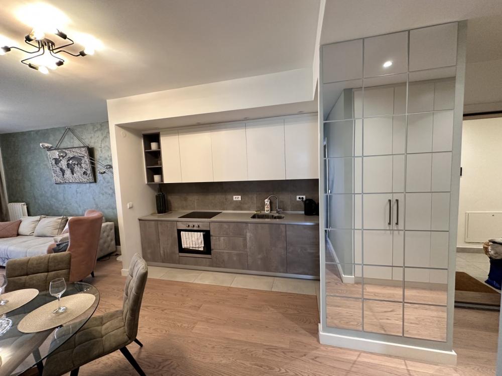 Slika 8 - Hercegovačka, Trosoban stan za izdavanje, 85m2, 1.800€