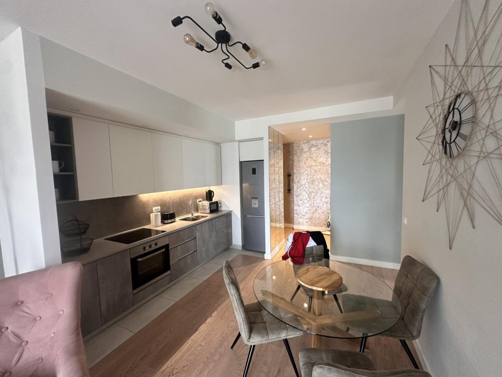 Slika 5 - Hercegovačka, Trosoban stan za izdavanje, 85m2, 1.800€