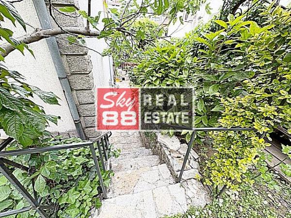 Slika 11 - Trosoban stan za izdavanje, 130m2, 1.700€