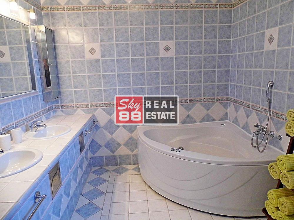 Slika 9 -  Kuća za izdavanje, 400m2, 3.500€