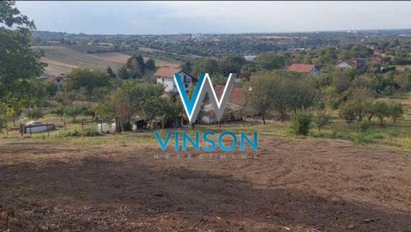Slika 1 -  Plac na prodaju, Petrovaradin, Vezirac, 82.400€