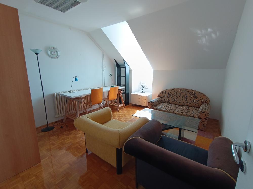 Slika 5 - Nedeljka Gvozdenovića, Trosoban stan za izdavanje, 100m2, 850€