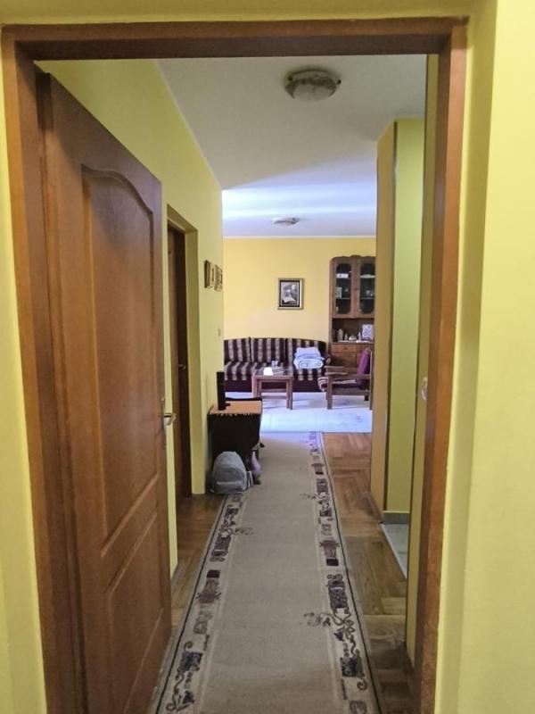 Slika 2 - Jednoiposoban stan za izdavanje, 45m2, 350€