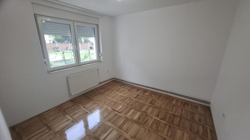 Slika 5 - Trosoban stan za izdavanje, 100m2, 600€