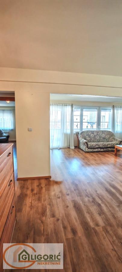 Slika 2 - Četvorosoban stan na prodaju, 112m2, 233.000€