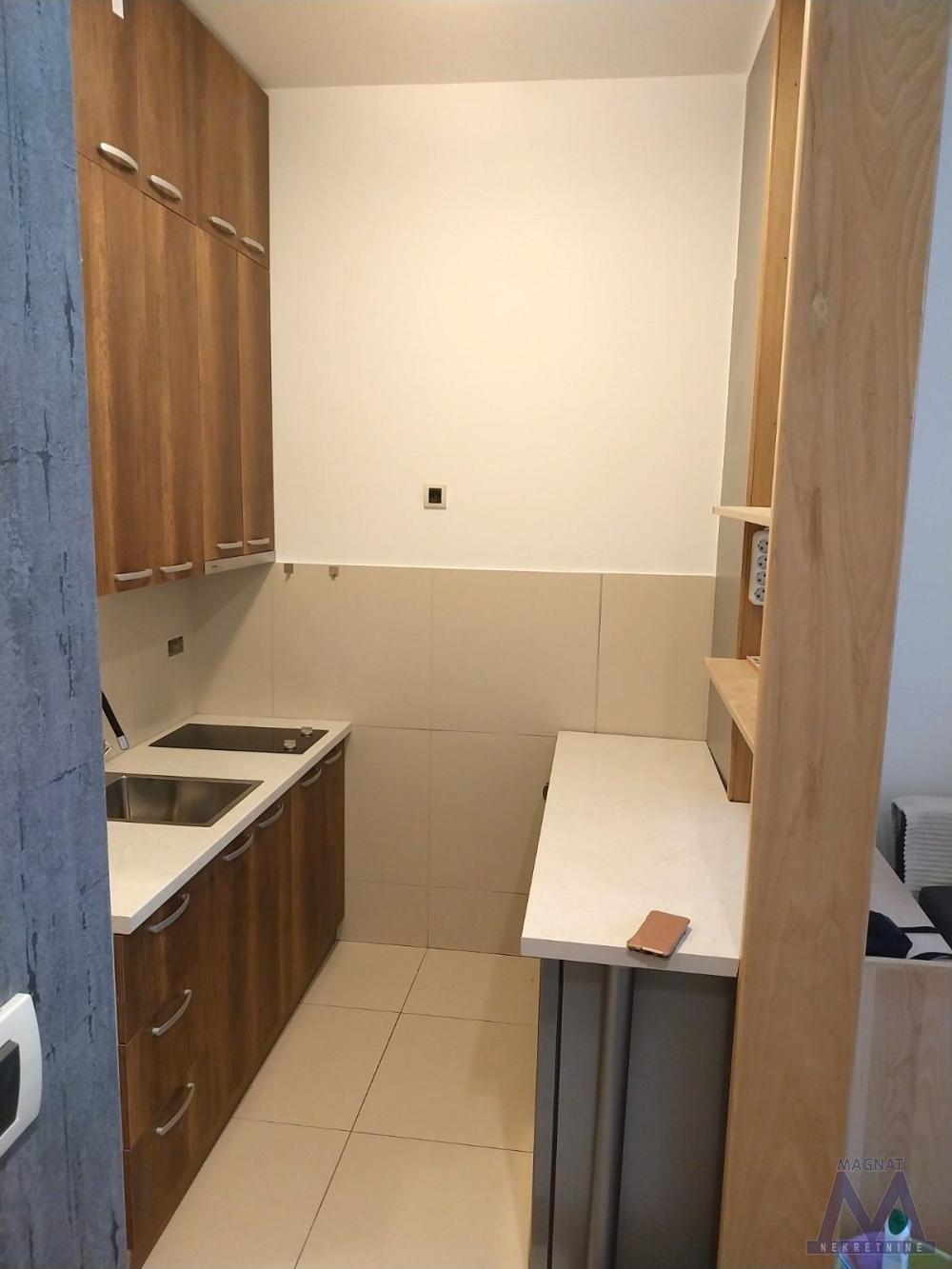 Slika 3 -  Stan za izdavanje, 270€