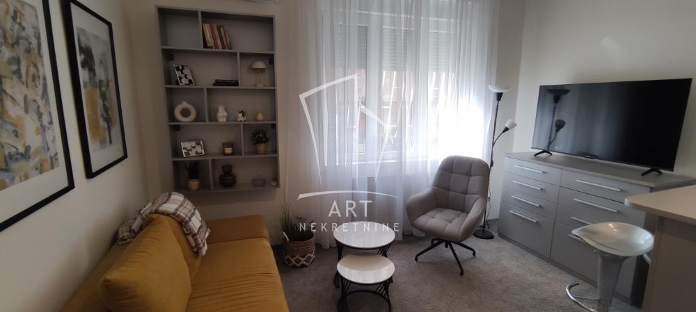 Slika 1 - Krunska, Jednoiposoban stan za izdavanje, 36m2, 750€