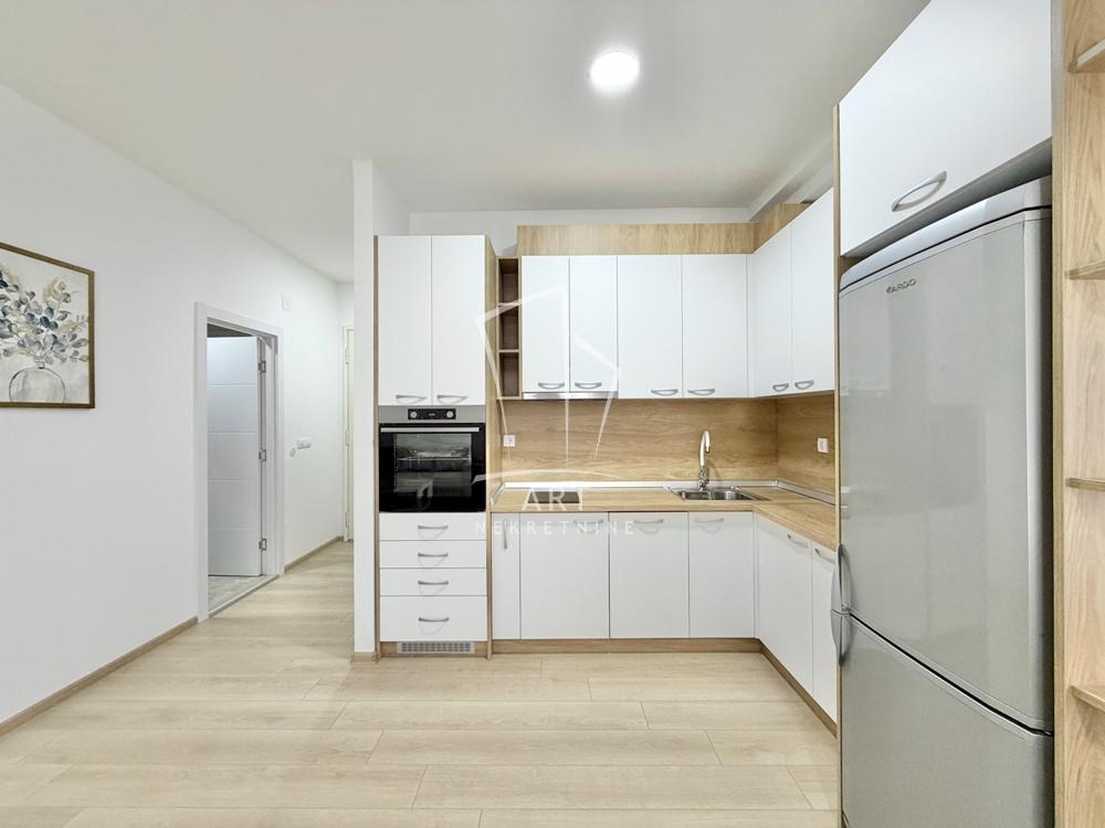 Slika 9 - Slavka Ćuruvije, Dvosoban stan za izdavanje, 94m2, 850€