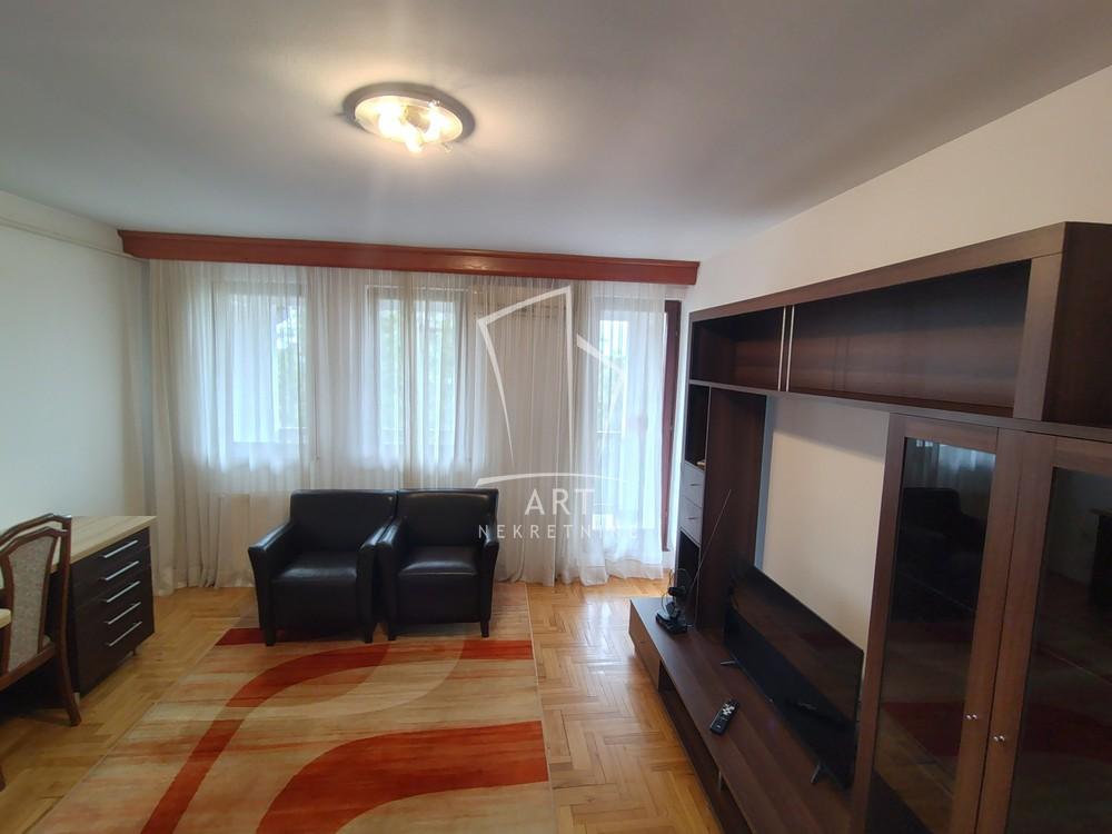 Slika 1 - Dunavske divizije, Jednoiposoban stan za izdavanje, 47m2, 450€